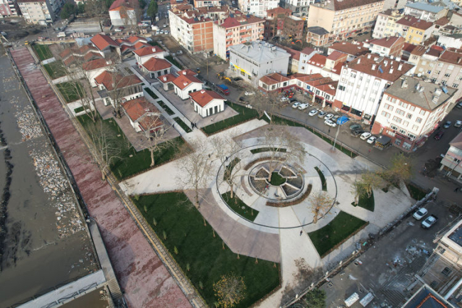 Bozkurt'ta selzede esnaflara yeni dükkanları verildi